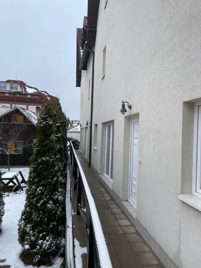 U Kraljevim Cardacima , Car 27 I 6-13 Apartament *